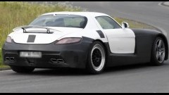 Mercedes-Benz SLS AMG Black Series stoomt klaar