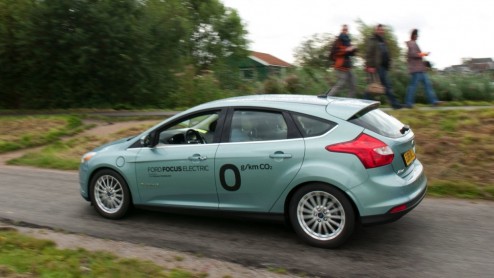 Eerste rij-indruk Ford Focus Electric in Nederland, de eerste EV van Ford die nu te koop is.