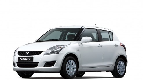 Suzuki viert de zomer  of wat daar op lijkt  met de Swift Summer. Het is een vijfdeurs actiemodel voor snelle beslissers, leverbaar vanaf 12.999 euro.