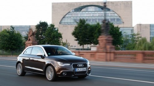 Audi levert de A1 tijdelijk ook in de Connect-uitvoering, voorzien van lichtmetaal, airco en een Connectivity pakket. Prijzen beginnen net onder 19 mille.