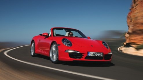 De Porsche 911 Carbriolet is vanaf het voorjaar van 2012 verkrijgbaar op de Nederlandse automarkt. De nieuwe 911 is er meteen als Carrera en Carrera S met een nieuwe, lichtgewicht kap.