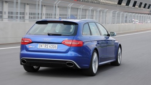 Alle detailinformatie omtrent de Audi RS4 Avant is al lang en breed uitgemeten hier op Autovandaag.nl. Het enige wat ontbrak was de prijsstelling en die is nu ook geen geheim meer.