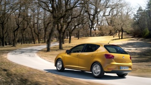 Seat introduceert een nieuw actiemodel van de Ibiza: de Ibiza Chill Out. Deze uitvoering is voorzien van een uitgebreid pakket extras en heeft een nieuwe, 85 pk sterke 1.2 TSI onder de kap. Het prijs