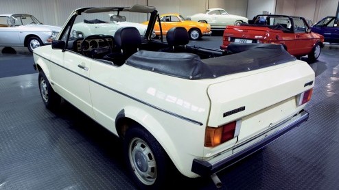 Techno Classica 2011 in Essen is vanaf nu geopend en toont tot 3 april de fraaie oldtimercollectie van diverse merken. Volkswagen neemt onder meer de allereerste Golf Cabriolet mee naar de beurs, een 