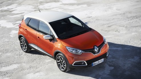 Renault maakt er geen geheim meer van en stelt de Captur voor. Het SUV-broertje van de Clio debuteert live op de Autosalon van Geneve in maart en krijgt zuinige motoren met CO2-uitstoot vanaf slechts