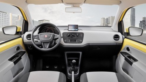 Nu de vanafprijs van 7.695 euro voor de SEAT Mii bekend is worden de laatste aanvullende details bekend gemaakt. Vanaf mei staat de Spaanse equivalent van de Up! en de Citigo bij de dealer. Er is keuz