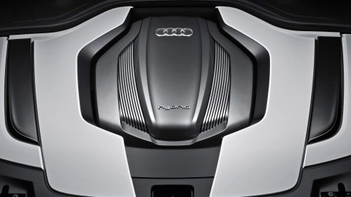Audi neemt naast de RS3, nieuwe A6 en A7 de A8 Hybrid mee naar de AutoRAI. De ultieme spaarlimo met 2.0 TFSI benzine en een elektromotor verbruikt slechts 6.2l/100km en kan korte afstanden ook volledi