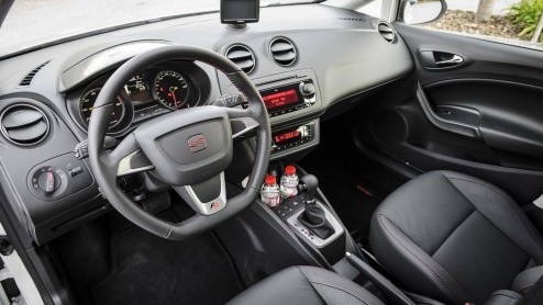 De vernieuwde Seat Ibiza is onderweg naar de dealer. Prijzen en details waren al bekend, maar nu heeft de importeur bekend gemaakt de wegenbelasting tot 2014 voor alle benzineversies voor eigen rekeni