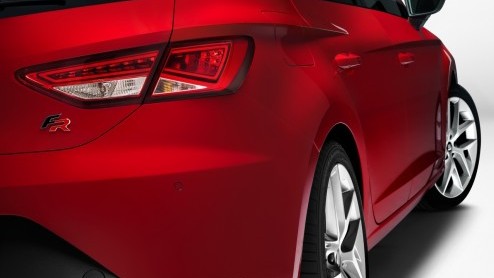 Na een onbedoelde sneak preview in de fabriek is de nieuwe Seat Leon nu helemaal officieel. De derde generatie is compleet nieuw en daardoor verrassend op het gebied van brandstofefficintie en luxe.