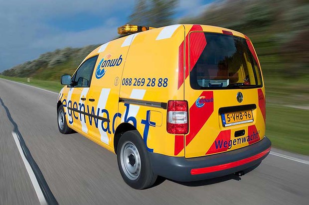 AutoVandaag viert in samenwerking met Athlon 100 jaar mobiliteit. In dit artikel staat de Wegenwacht centraal. De pechhulpservice van de ANWB bestaat dit jaar 70 jaar.