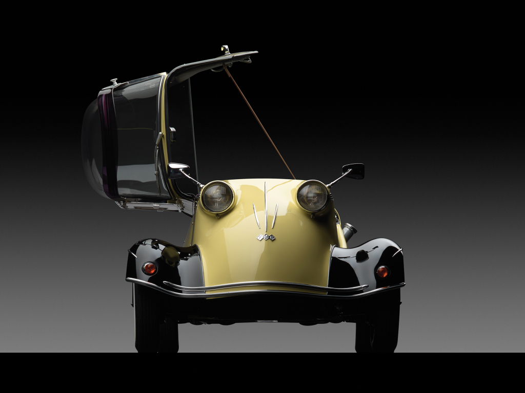 AutoVandaag viert in samenwerking met Athlon 100 jaar mobiliteit. In dit artikel staat de dwergauto centraal, ook wel de microcar genoemd. Kleine auto's met een bijzondere geschiedenis belicht.