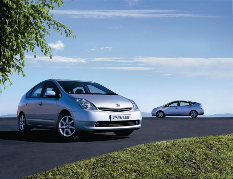 AutoVandaag viert in samenwerking met Athlon Car Lease 100 jaar mobiliteit. In dit artikel staat de opkomst van de elektrische auto centraal.