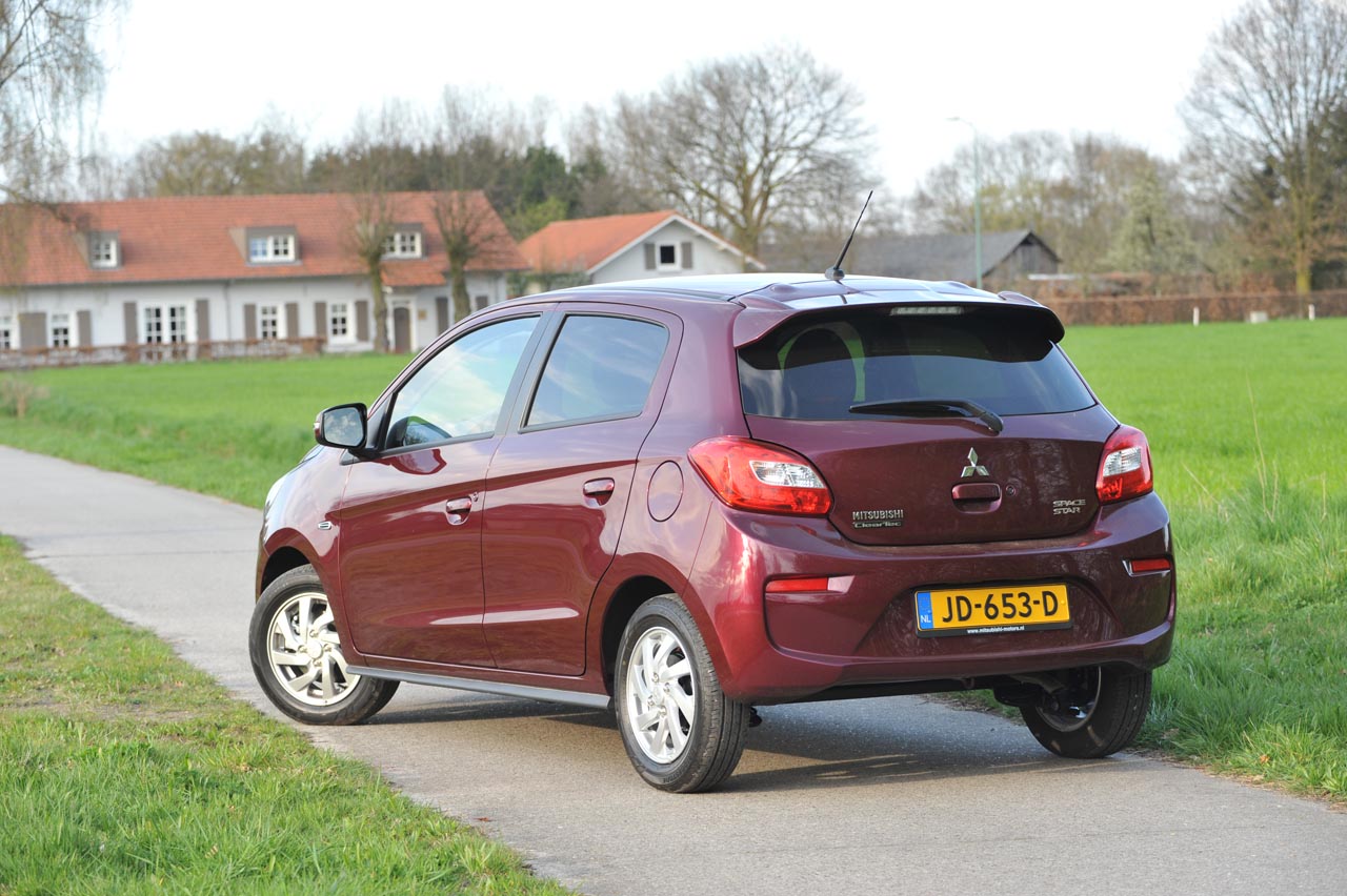 Mitsubishi is 100 jaar oud en lanceert en verjaardagseditie van de Space Star.