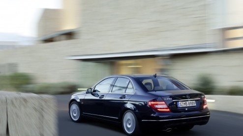 In de omgeving van Tenerife maken we kennis met onder meer de vernieuwde Mercedes C-Klasse. Na de nodige testkilometers begint de Duitser aardig op ons in te werken; een eerste indruk.