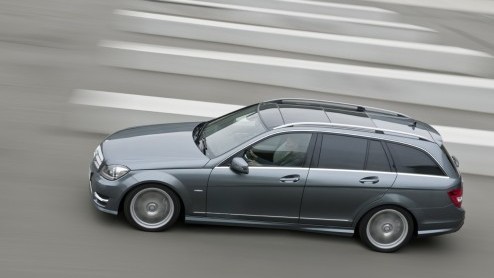In de omgeving van Tenerife maken we kennis met onder meer de vernieuwde Mercedes C-Klasse. Na de nodige testkilometers begint de Duitser aardig op ons in te werken; een eerste indruk.