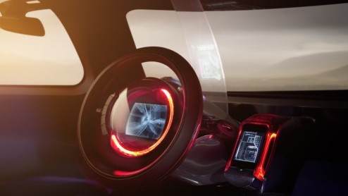 De Citron Tubik is de nieuwe concept car die Citron op de IAA van deze maand zal laten zijn. Het negenpersoons(!) studiemodel is genspireerd op de lijnen van de HY concept die we al eerder hebben g
