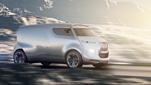 De Citron Tubik is de nieuwe concept car die Citron op de IAA van deze maand zal laten zijn. Het negenpersoons(!) studiemodel is genspireerd op de lijnen van de HY concept die we al eerder hebben g
