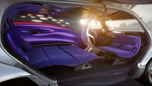 De Citron Tubik is de nieuwe concept car die Citron op de IAA van deze maand zal laten zijn. Het negenpersoons(!) studiemodel is genspireerd op de lijnen van de HY concept die we al eerder hebben g