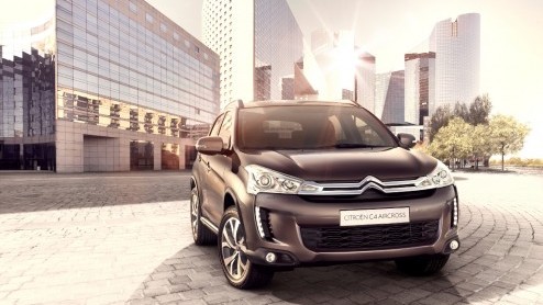 SUV-nieuws bij Citroen. Vanaf mei voegt de nieuwe C4 Aircross zich toe aan de modelfamilie. Net als bij de C-Crosser speelden de Fransen daarvoor leentjebuur bij Mitsubishi. Toch heeft de Aircross een