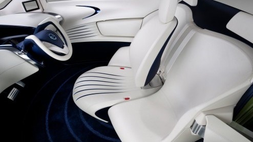 Nissan geeft de Pivo een vervolg op de aanstaande Tokyo Motor Show. Daar debuteert de Pivo 3. Nog altijd is-ie heel compact, met plaats voor drie personen.