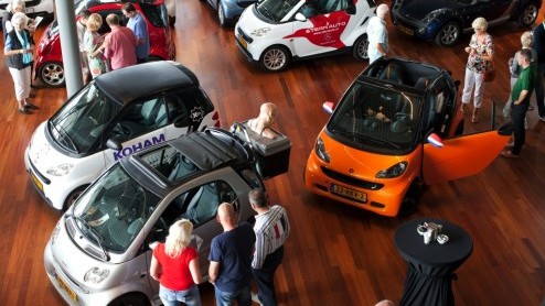 Vorige week zag het in Antwerpen zwart van de smarts. De Vlaamse havenstad was tijdelijk het epicentrum van het grootste smart-feest ter wereld: smart times. Bijna 1600 fans uit meer dan 25 verschille