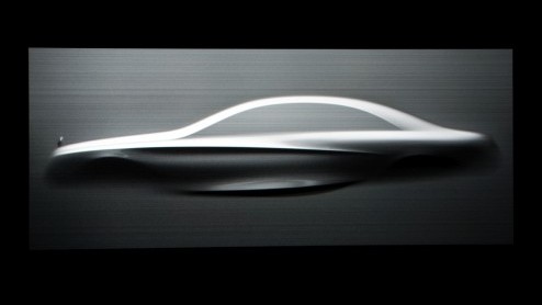 De nieuwe Mercedes-Benz S-Klasse wordt eind deze maand gepresenteerd in Parijs. Althans, in de vorm van een sculptuur. Een plaagstootje om alvast in de stemming te komen voor volgend jaar.
