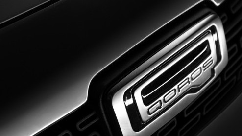 Het Chinese automerk Qoros pakt begin volgend jaar groot uit. Tijdens de Autosalon van Geneve gaat het doek van een productierijpe sedan en schijnt er ook licht op twee studiemodellen. Goed nieuws: ze
