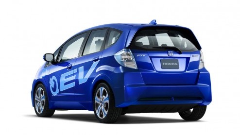 Medio volgende maand toont Honda de productieversie van de Fit EV. Deze elektrische auto is gebaseerd op de Honda Jazz en gaat binnen een jaar in productie.
