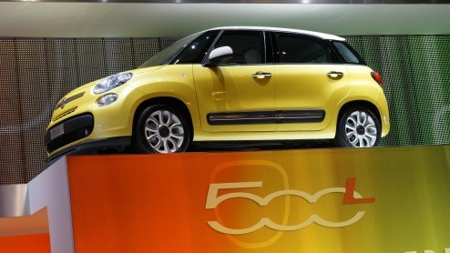 Ook dit jaar is de Autosalon van Genve weer de moeite waard, met vele primeurs, bijzondere concept cars, veel show en dat allemaal onder een relatief compact dak. Welke belangrijkste nieuwkomers zijn