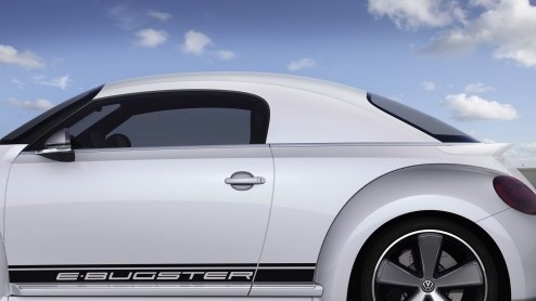 Traditiegetrouw pakt Volkswagen op vrijwel elke internationale autoshow uit. Zo ook in Detroit, met de E-Bugster. Een platgeslagen Beetle met volledig elektrische aandrijving.