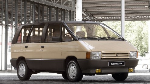 We schreven er laatst al over; autos die hun tijd vooruit zijn. Als we nu eens kijken naar hybrides, crossovers, SUVs en MPVs gaan er ook nog wel een paar lampjes branden. Tijd voor deel 2.