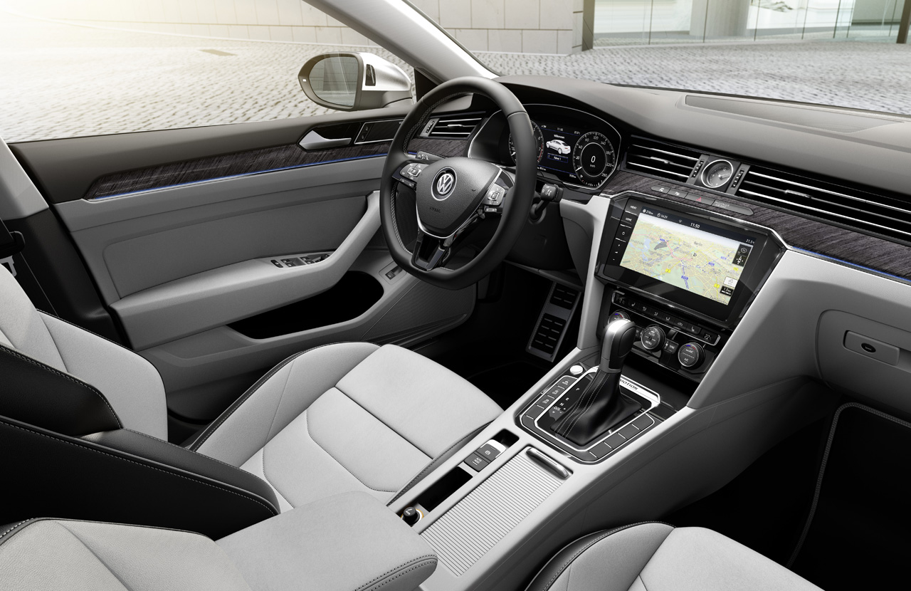 Volkswagen breidt het aantal al te bestellen uitvoeringen van de nieuwe Arteon langzaam uit.