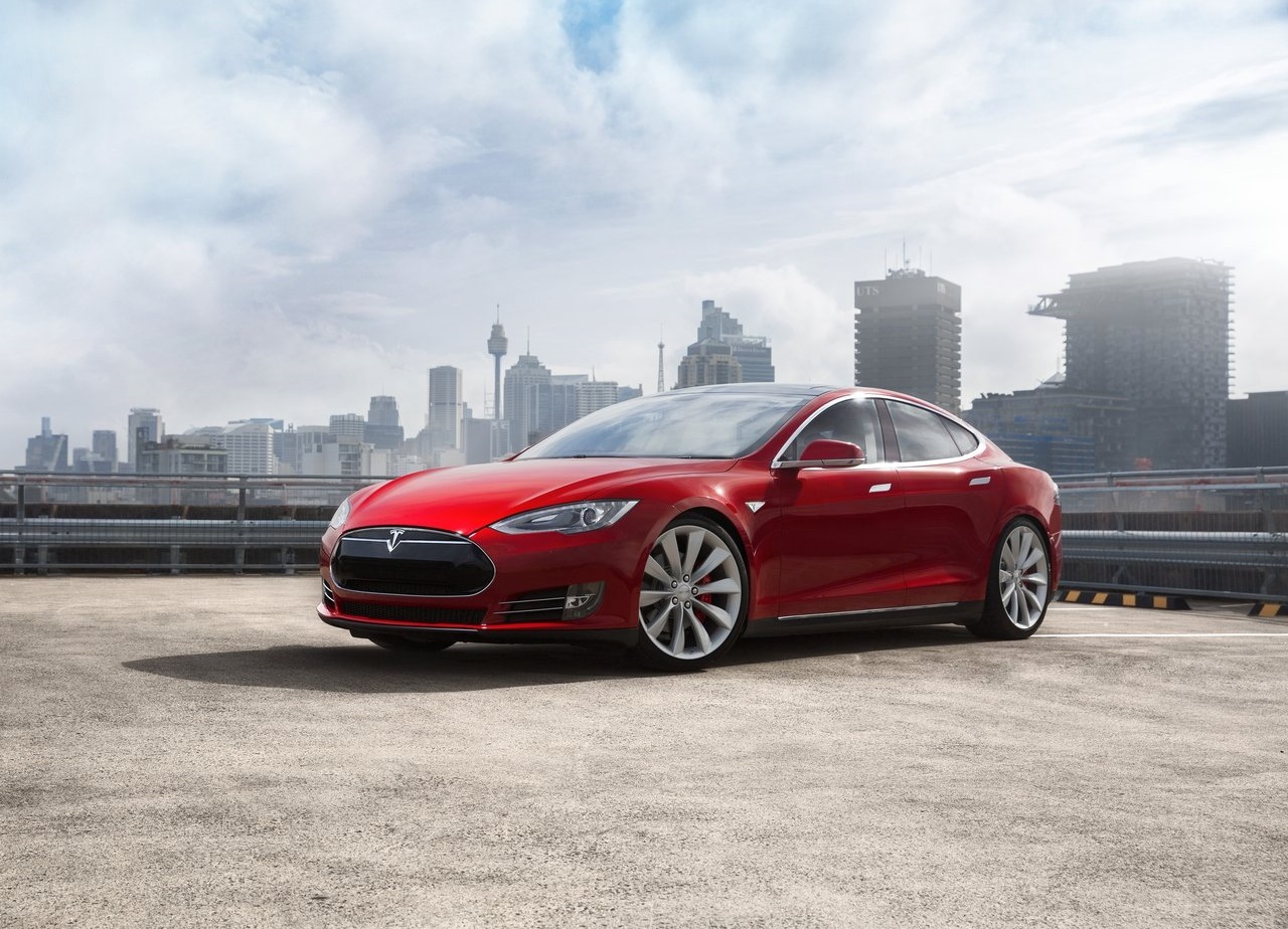 Recent ging het aantal autos met elektrische aandrijving over de 100.000 heen. De doelstelling van de overheid is om in 2020 200.000 stuks op Nederlands kenteken te hebben staan. Gaat dat lukken?