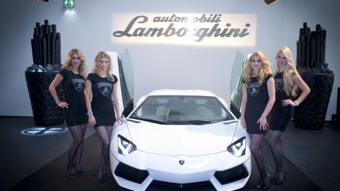 Pons Automobielhandel is vanaf nu ook de nieuwe exclusieve partner voor Nederland van sportautofabrikant Automobili Lamborghini S.p.A.