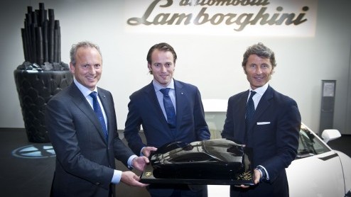 Pons Automobielhandel is vanaf nu ook de nieuwe exclusieve partner voor Nederland van sportautofabrikant Automobili Lamborghini S.p.A.
