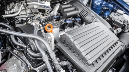 Volkswagen slaat met de Polo BlueGT een sportief bruggetje tussen de 1.2 TSI en de GTI. Geheel tegen onze verwachting in is die nieuwe BlueGT met z'n 140 pk sterke 1.4 TSI ook nog de zuinigste Polo op