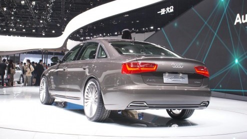 De Autoshow in Peking is natuurlijk niet alleen een autofeestje voor vele Europese merken, maar ook voor de Chinezen zelf. Tussen de vele primeurs van Duitse en Japanse merken zien we ook vele Chinese