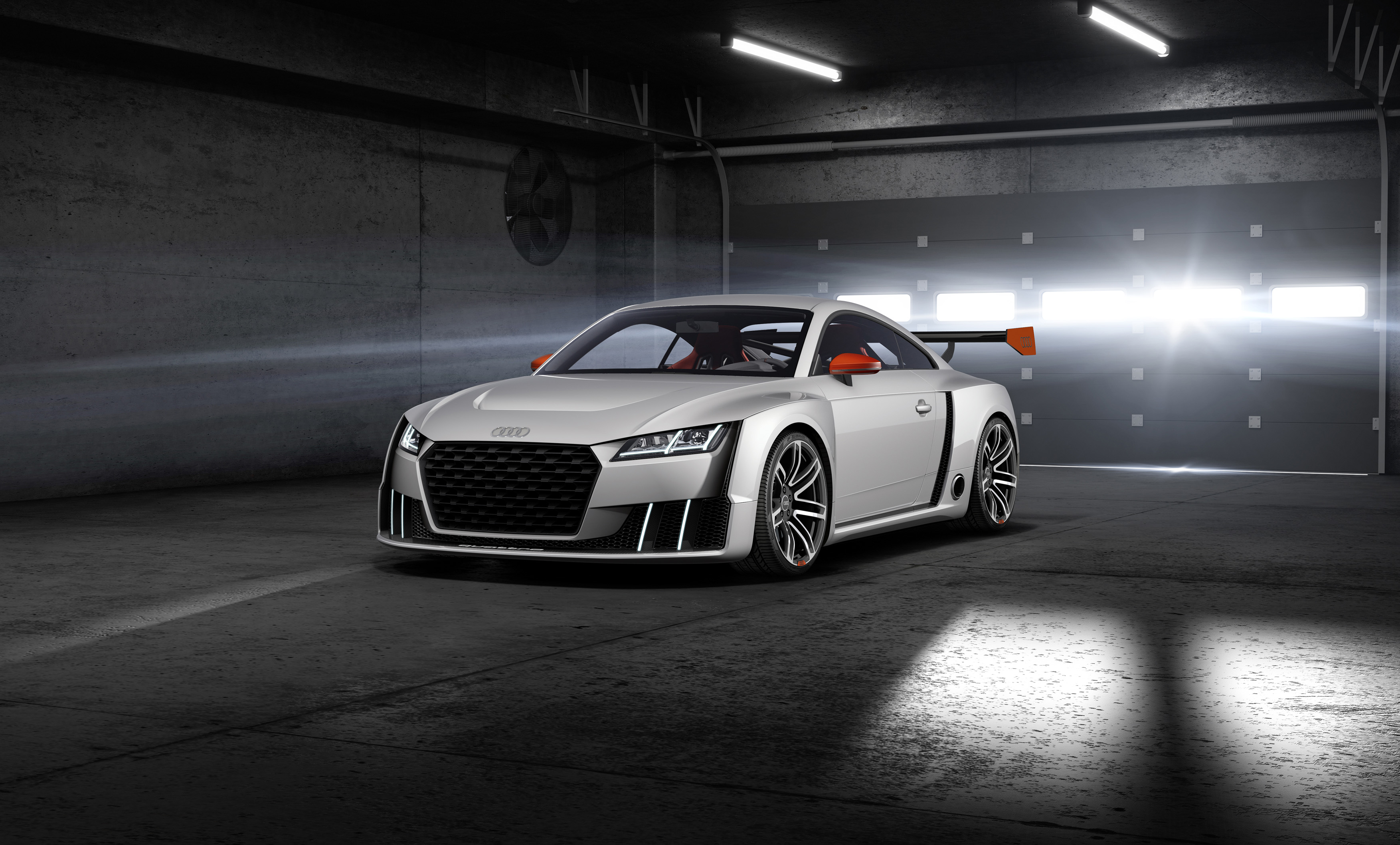 Elektrische turbo, 48V en koolstofvezel voor Audi TT clubsport turbo technology concept car met 2.5 TFSI 600 pk op Wrthersee feestje in Oostenrijk.