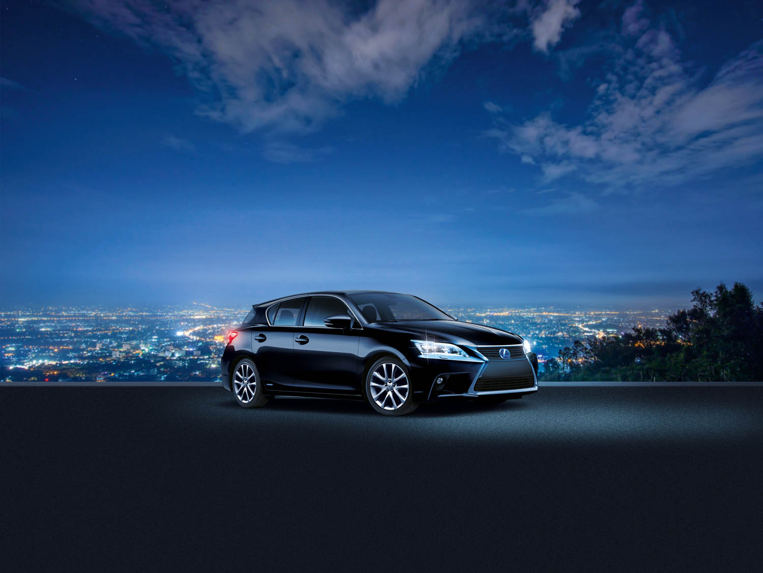 Lexus viert het 25 jarig bestaan in Nederland met de CT200h 25th Edition met 14% bijtelling.