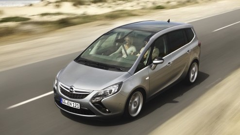Opel heeft de eerste officile beelden van de nieuwe Zafira Tourer de wereld in gestuurd. En dat terwijl de kersverse MPV met zeven zitplaatsen pas in september wordt onthuld. Ach, het studiemodel had