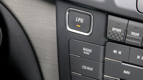 In navolging van de Corsa, Meriva, Zafira en Astra is nu ook de Insignia met een affabriek LPG-installatie verkrijgbaar. De Opel Insignia 1.4 Turbo Bi-Fuel stoot slechts 124 gram CO2 uit en kost 29.29
