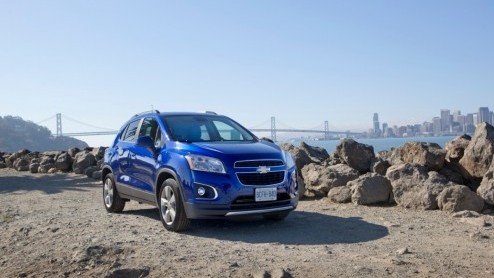 Nu de Opel Mokka bij de dealer staat mag zustermerk Chevrolet zich voorbereiden op de introductie van de Trax. Hoewel hij pas in april wordt gentroduceerd en er geen prijzen bekend zijn, is er al wel