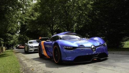 Spannende primeurs, veel spektakel en fraaie historie van de automobielindustrie komt al jaren samen op Goodwood Festival of Speed. De fotogalerij neemt je nog even mee naar het legendarische autofees