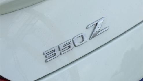 Nissan is al druk doende met de opvolger van de 350Z, maar dat weerhield ons er niet van om toch nog even aan het huidige model te proeven. Een sportcoup met achterwielaandrijving en ruim 300 pk, daa