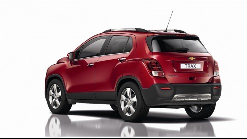 In september stelt Chevrolet de nieuwe Trax voor. De compacte SUV debuteert op de Autosalon van Parijs en wordt leverbaar met twee- of vierwielaandrijving, met keuze uit een 1.4 liter Turbo benzine of
