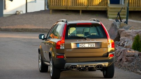 Volvo maakt de prijzen van de XC90 voor modeljaar 2012 bekend. De 3.2 liter zescilinder is 5000 euro in prijs gezakt, de diesels zijn marginaal duurder geworden.