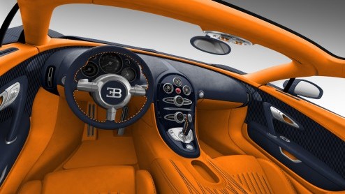 De Dubai Auto Show - ja, die bestaat ook - wordt op niveau opgevrolijkt met drie speciale Bugatti Grand Sport Veyron's. Net als in 2009 steelt het trio de show door in een bijzondere kleurstelling en 