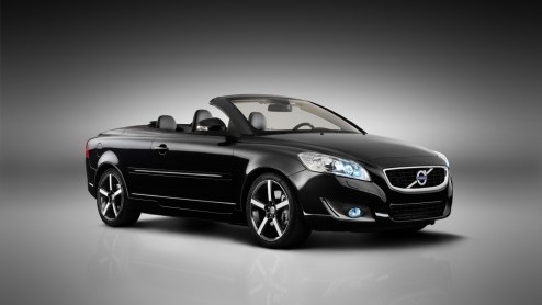 Op de Los Angeles Auto Show presenteert Volvo de C70 Inscription, een speciaal uitgevoerde met exclusieve details.
