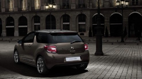 Citron introduceert de DS3 Ultra Prestige in Nederland. Deze nieuwe telg uit de DS familie moet net als de rest opvallen door zn onderscheidend design. De Ultra Prestige wordt leverbaar met een VTi 
