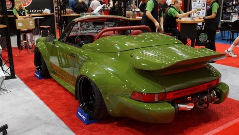 Als in Las Vegas de deuren worden geopend van de SEMA Show 2012 dan ben je verzekerd van autospektakel. Naast vele nieuwe showcars stelen ook op smaak gebrachte oldtimers de show. Kijkje nemen?